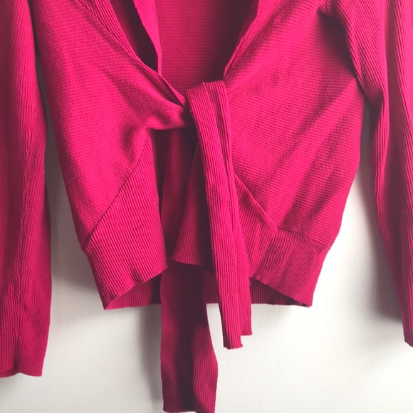 Vintage Talbots Hot Pink Wrap Tie Front Cardigan Sweater Top Medium Petite - Picture 3 of 8